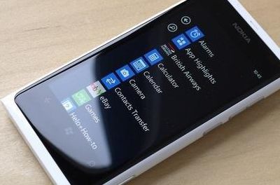 诺基亚800最新报价(lumia800能用微信吗？)