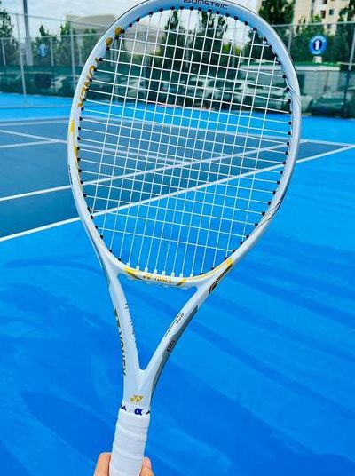 网球拍的选择（网球拍的选择e）