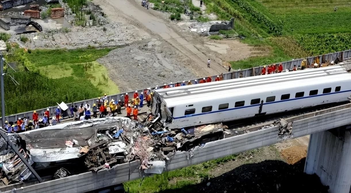 温州高铁事故图片（温州高铁事故照片）