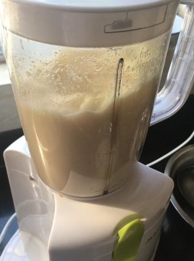 榨汁机做豆浆（榨汁机做豆浆的做法视频）