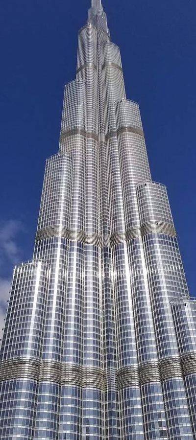 世界第一高楼迪拜塔（世界第一高楼迪拜塔阅读理解）