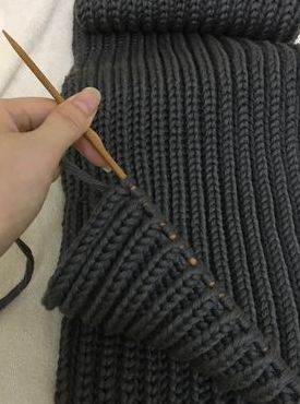 粗毛线围巾的织法（粗毛线围巾织法视频教程）