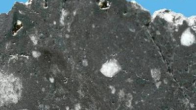 月球发现地球岩石（月球带回来的岩石）